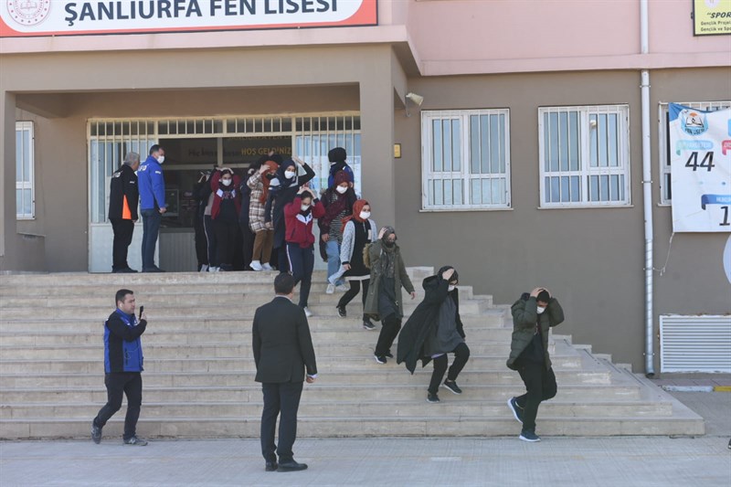 İlçemizde Tüm Okullarda Deprem Anı ve Tahliye Tatbikatı Yapıldı
